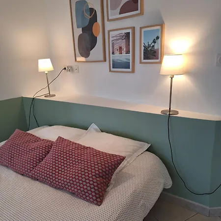 D'hotes Les Libellules 3*